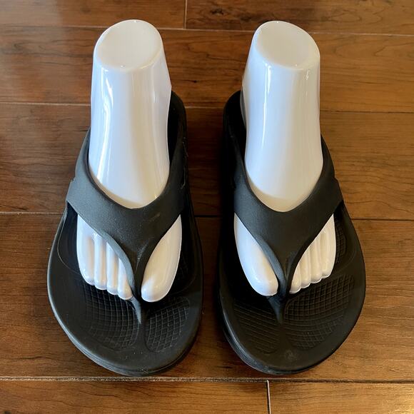Oofos Original Sport Recovery Flip Flop Sandals Men's Size 6/ Womens 8 Black - Picture 6 of 6